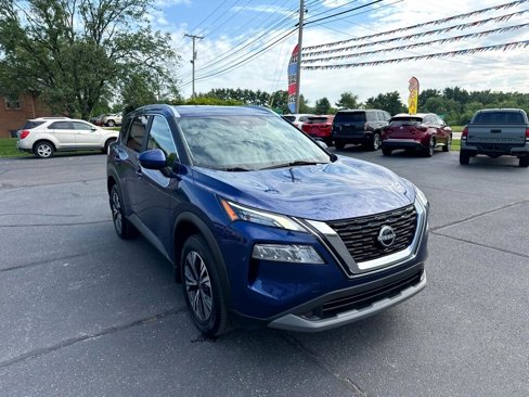 Used 2023 Nissan Rogue SV image 7