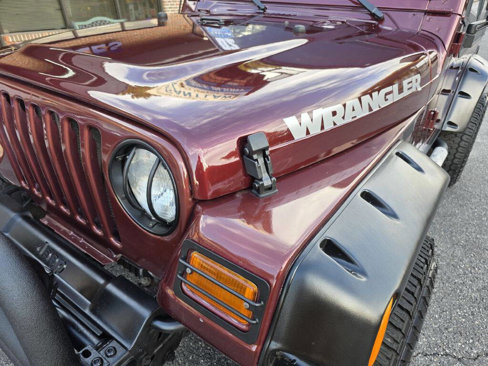 Used 2002 Jeep Wrangler X image 9