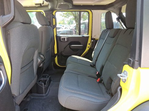 Used 2024 Jeep Wrangler Willys image 10
