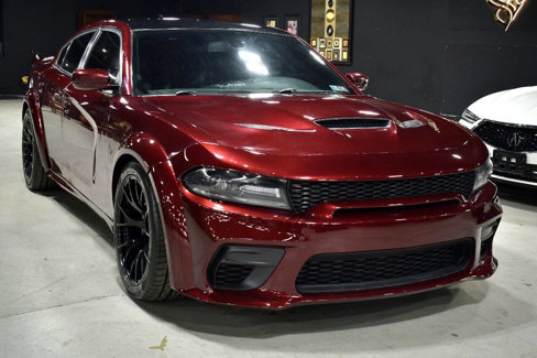 Used 2018 Dodge Charger SRT Hellcat image 4