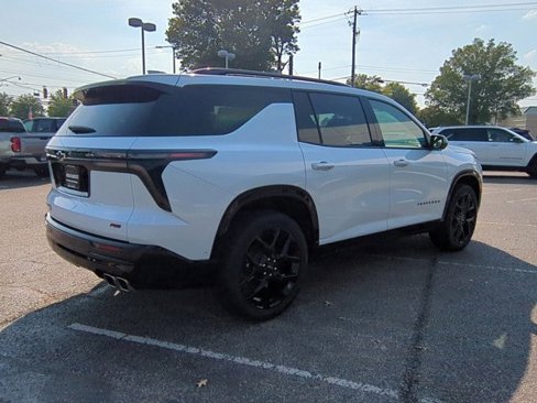 New 2026 Chevrolet Traverse RS w/ LPO, Floor Liner Package image 8
