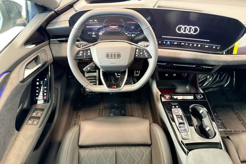 New 2025 Audi S6 e-tron Prestige image 18