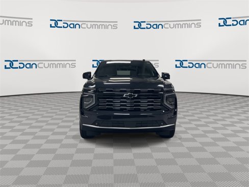 New 2026 Chevrolet Suburban High Country image 3