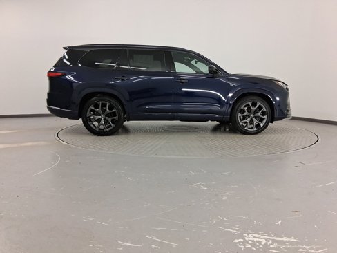 New 2025 Lexus TX 500h AWD image 8