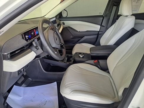 Used 2024 Ford Mustang Mach-E Premium image 13