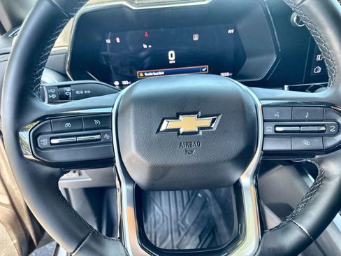 Used 2024 Chevrolet Colorado LT w/ LT Convenience Package image 23
