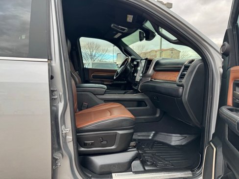 Used 2022 RAM 2500 Limited image 26