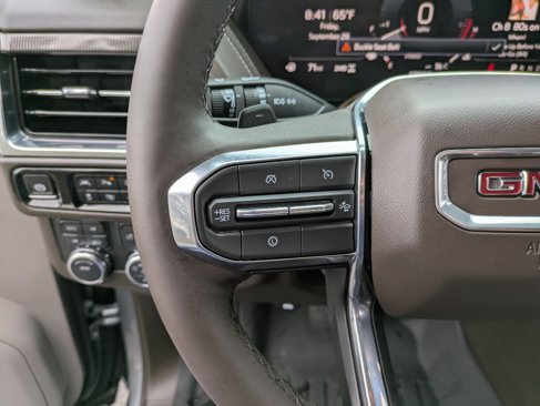 Used 2025 GMC Yukon Elevation image 10