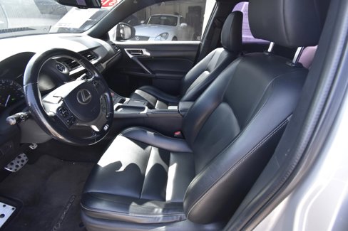 Used 2016 Lexus CT 200h image 2