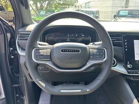 New 2025 Jeep Wagoneer L Series II image 18