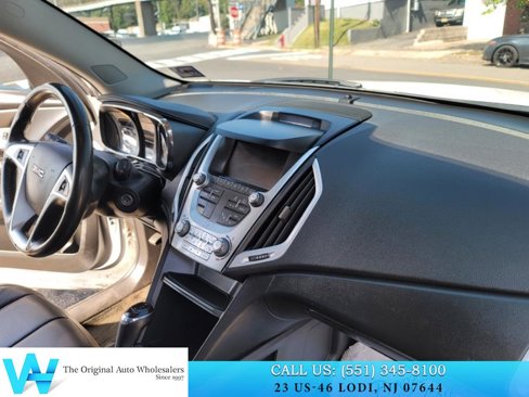 Used 2017 GMC Terrain SLT w/ Open Road Package image 17