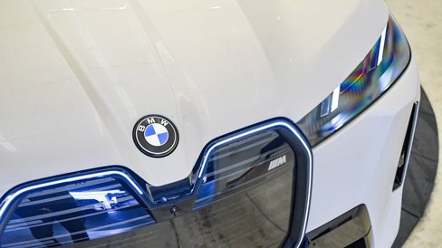 New 2026 BMW iX M70 image 8