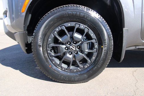 Used 2022 Nissan Frontier SV image 31