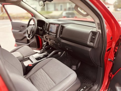 Used 2022 Nissan Frontier S w/ Technology Package image 17