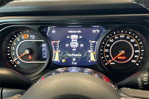 New 2025 Jeep Wrangler Sahara image 24