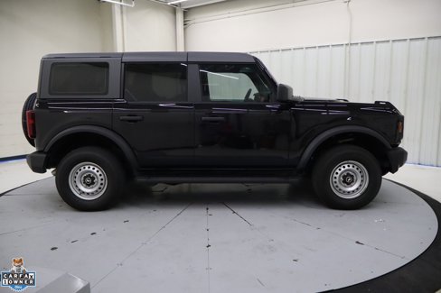 Used 2025 Ford Bronco 4-Door image 2