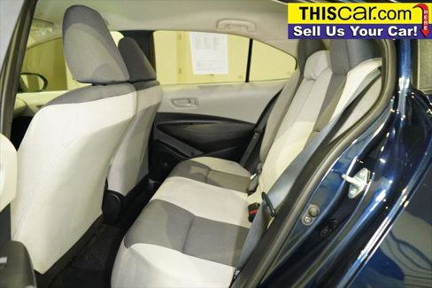 Used 2025 Toyota Corolla LE image 19