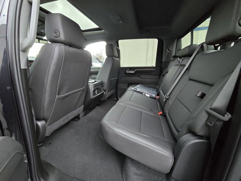 New 2025 GMC Sierra 3500 SLT w/ SLT Convenience Package image 22