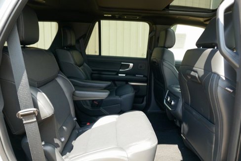 New 2025 Ford Expedition Platinum w/ Stealth Performance Package image 10