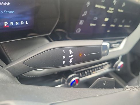 Used 2025 Chevrolet Equinox LT w/ Convenience Package II image 28