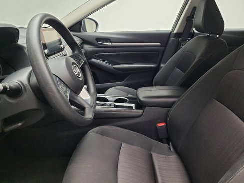 Used 2023 Nissan Altima 2.5 SV image 17