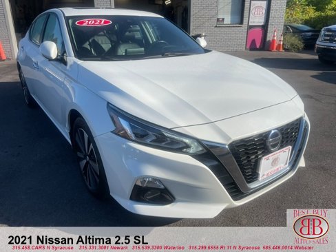 Used 2021 Nissan Altima 2.5 SL image 1