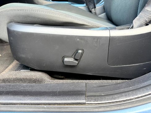 Used 2011 Chrysler 200 Touring image 22