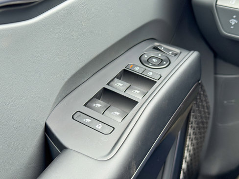 New 2026 Kia EV9 Wind image 38