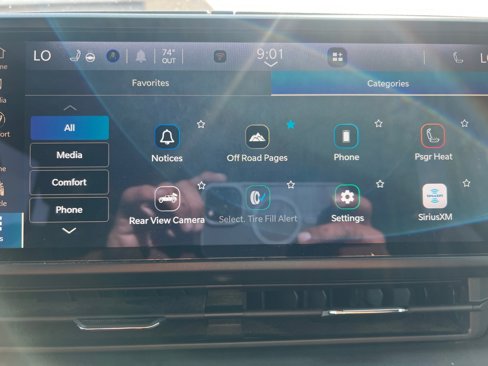 Used 2024 Jeep Wrangler Sahara image 24