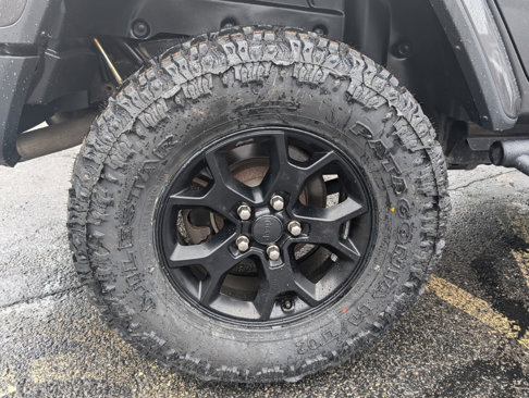Used 2019 Jeep Wrangler Unlimited Sahara w/ Quick Order Package 24M Moab image 12
