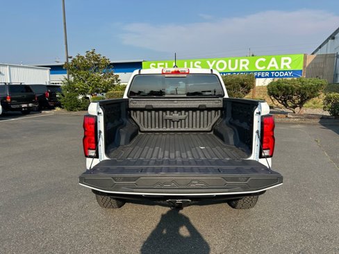 New 2026 Chevrolet Colorado ZR2 w/ Technology Package image 24