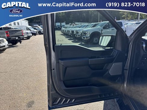 Certified 2022 Ford F150 XLT w/ Equipment Group 302A High image 18