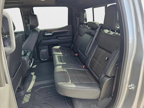 Certified 2024 Chevrolet Silverado 1500 High Country w/ High Country Premium Package image 18