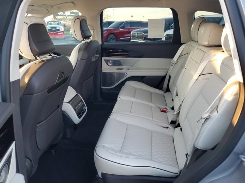 New 2025 Lincoln Nautilus Black Label w/ Jet Appearance Package image 26