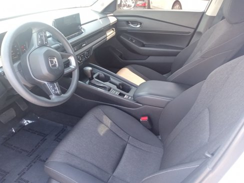 Used 2023 Honda Accord EX image 12