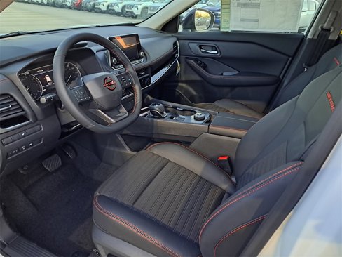 New 2026 Nissan Rogue SV image 7