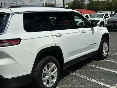 Used 2023 Jeep Grand Cherokee L Limited image 6