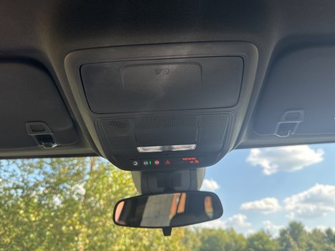 New 2025 Chevrolet Equinox LT w/ Convenience Package II image 26