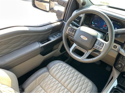 New 2025 Ford F250 Platinum w/ Platinum Plus Package image 13