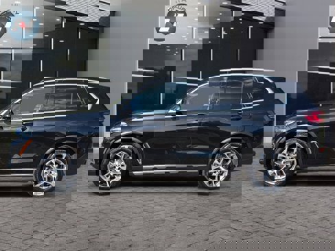 Used 2022 BMW X5 xDrive40i w/ Climate Comfort Package image 2