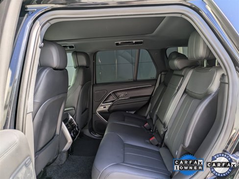 Certified 2025 Land Rover Range Rover SE image 14