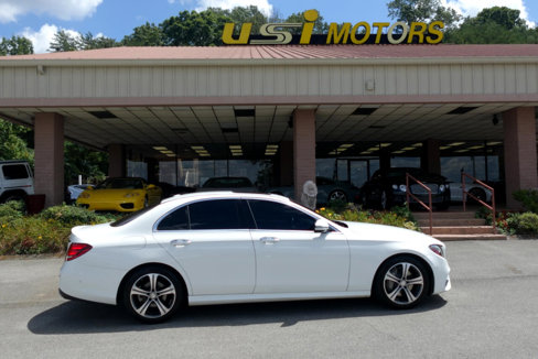 Used 2017 Mercedes-Benz E 300 4MATIC image 9