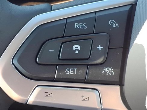 New 2026 Volkswagen Jetta SE image 17