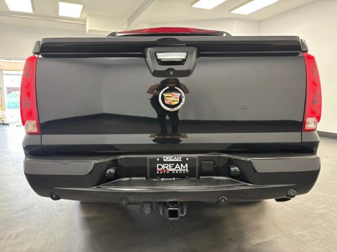 Used 2013 Cadillac Escalade EXT Luxury image 7
