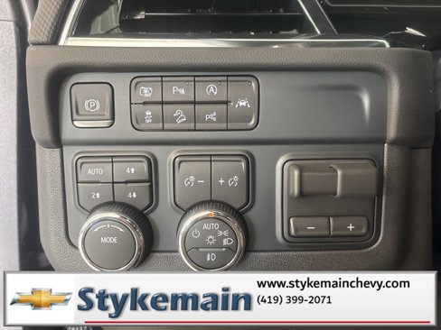 New 2026 Chevrolet Suburban RST image 20