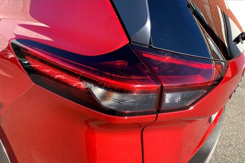 Used 2023 Nissan Rogue SV image 29