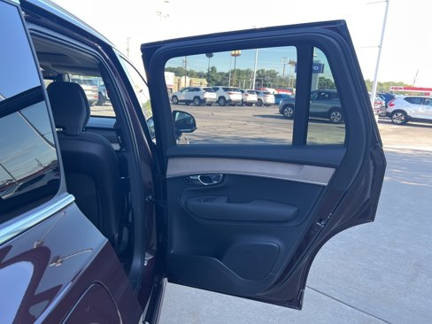New 2026 Volvo XC90 B6 Plus image 35