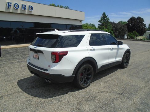 Certified 2023 Ford Explorer ST w/ Equipment Group 401A image 5
