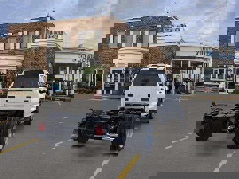 New 2026 Ford F550 4x4 Crew Cab image 13