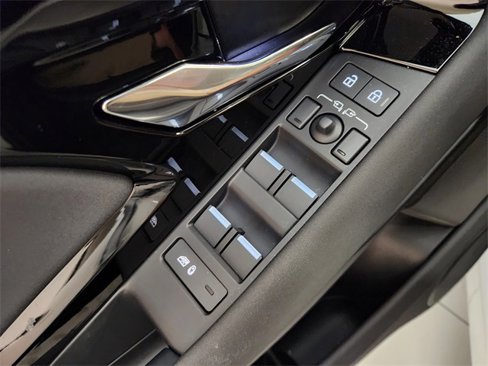 Used 2026 Land Rover Range Rover Evoque S image 22
